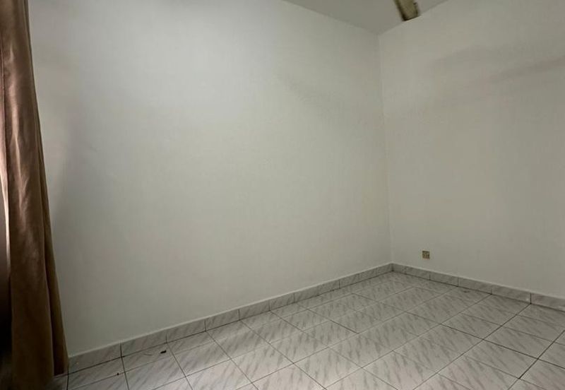 Subang Perdana Goodyear Court 10