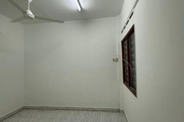 Subang Perdana Goodyear Court 10