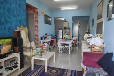 7 Tree Seven Residence