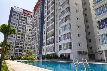 7 Tree Seven Residence