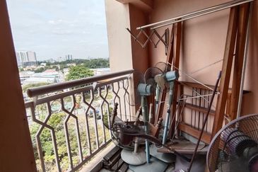 Brunsfield Service Apartment