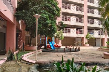 Brunsfield Service Apartment