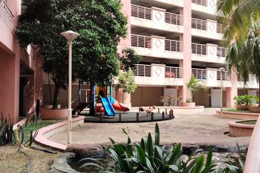 Brunsfield Service Apartment