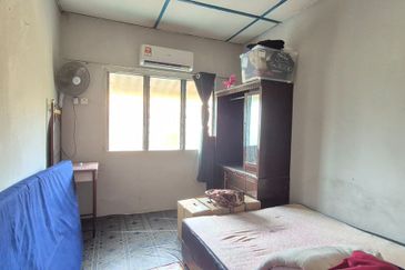 Flat PKNS AU3 (Blok 1 - 6)