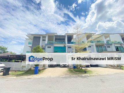 3 storey Superlink aster grove Denai Alam, Selangor, Shah Alam