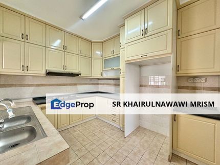 Double storey 26x75 Seksyen 9 Putra Heights, Selangor, Subang Jaya