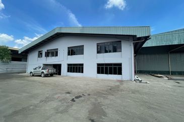 Solok Sultan Hishamuddin Detached Factory For Sale
