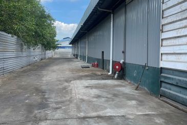 Solok Sultan Hishamuddin Detached Factory For Sale