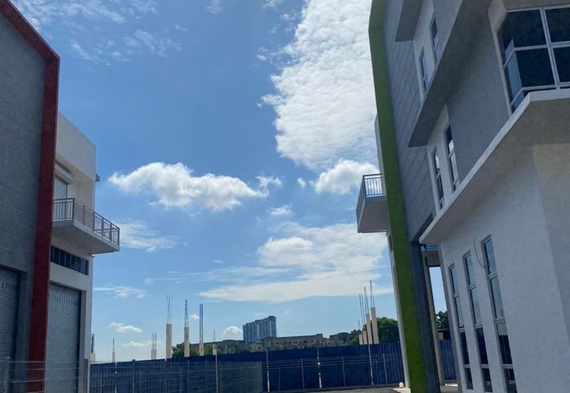 3 Storey Semi-D Factory, Perdana Industrial Park, Puchong 