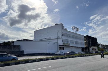 3 Anjoint Shop for Rent Jalan Genting Klang, Setapak 