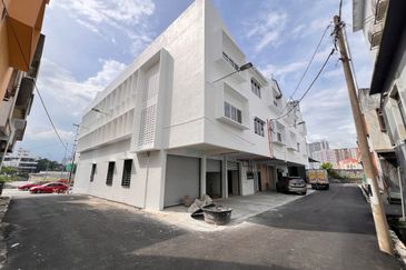 3 Anjoint Shop for Rent Jalan Genting Klang, Setapak 