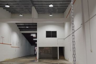 1.5 Sty Link Factory for Rent Perusahaan Ringan Batu Cave