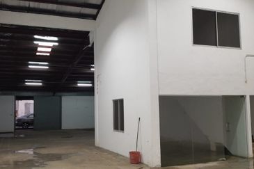 1.5 Sty Link Factory for Rent Perusahaan Ringan Batu Cave