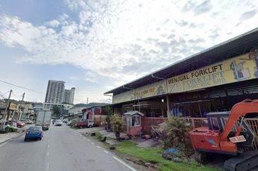 1.5 storey link Factory For Sale Perusahaan Sesama Prima Seri Gombak Batu Caves