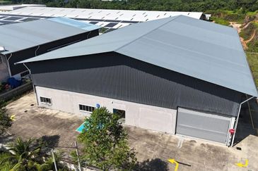 1 Acre FREEHOLD Warehouse for Sale Kuang Sungai Buloh Selangor