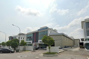 Asta Kajang Semi-D Factory for Rent 