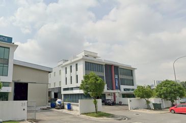 Asta Kajang Semi-D Factory for Rent 