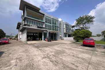 Bukit Kemuning Industrial Park