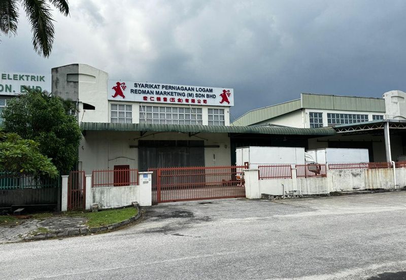 1.5sty Semi Detached Factory for Sale, Taman Perindustrian KIP