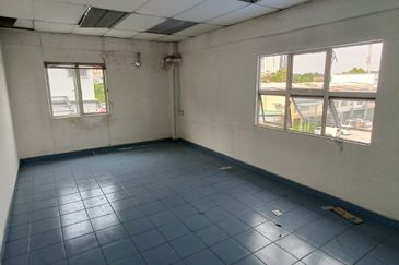 Freehold 2.5 storey detached factory for sales, Kepong KIP