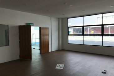 1 Acre Detached Factory For Rent, Taman Perindustrain Puchong , Selangor 