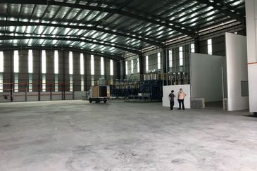 1 Acre Detached Factory For Rent, Taman Perindustrain Puchong , Selangor 