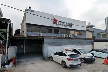 2-Sty Freehold Detached Factory for Sale, Taman Kepong, Kepong