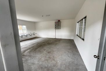 1 Acre Freehold Warehouse For Sale, Bukit Kemuning, Taman Perindustial Kemuning, Klang