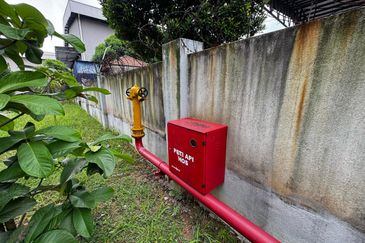 1 Acre Freehold Warehouse For Sale, Bukit Kemuning, Taman Perindustial Kemuning, Klang