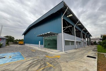 1 Acre Freehold Warehouse For Sale, Bukit Kemuning, Taman Perindustial Kemuning, Klang