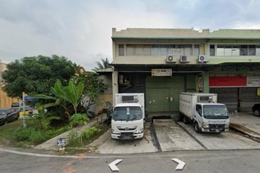 1.5-Storey Corner Factory in Taman Sri Ehsan, Kepong 