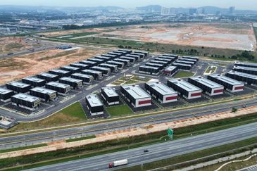 Bandar Bukit Raja i8 2sty Detached Factory For Rent