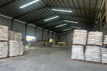 1.5 acre Factory for rent Sungai Choh, Rawang