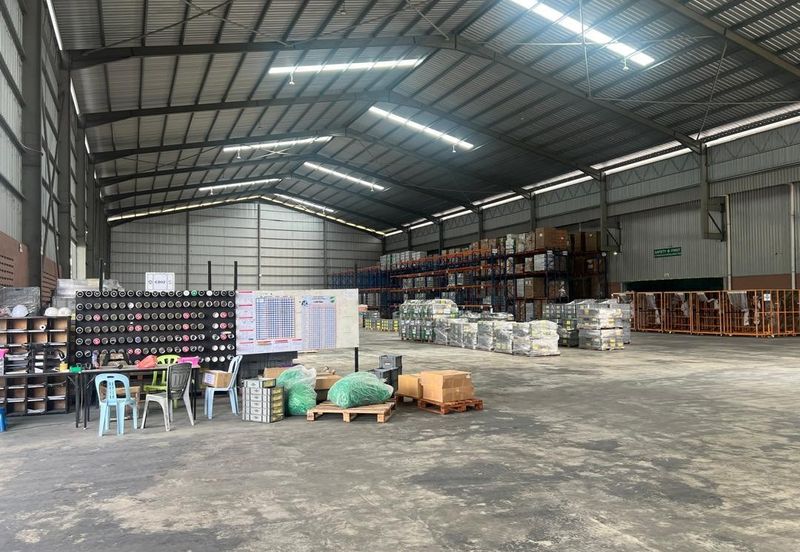 1.5 acre Factory for rent Sungai Choh, Rawang