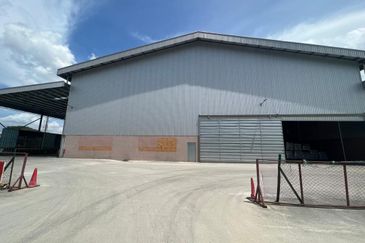 1.5 acre Factory for rent Sungai Choh, Rawang