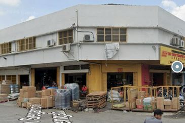 Segambut Tengah, KL 2 Storey Corner Shop for Sale