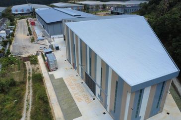 ️2 Acre Brand New 3-Sty Factory For Sale, Taman Perindustrial Alam Awana, Shah Alam U10