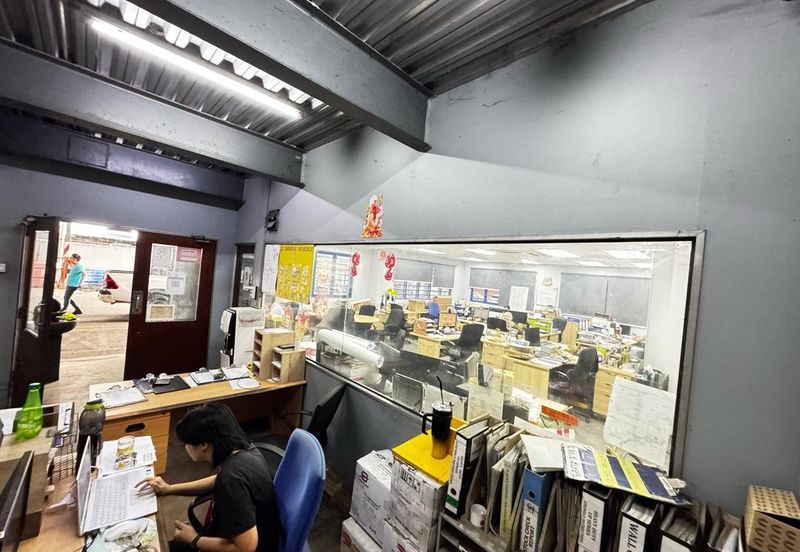 1.82 acre 4-Sty Detached Factory For Sale  PKNS Batu 17, Rawang