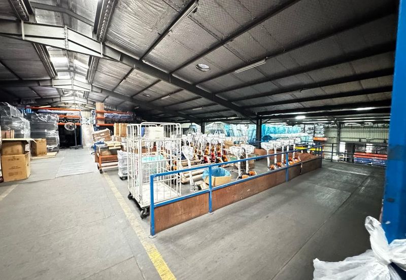 1.82 acre 4-Sty Detached Factory For Sale  PKNS Batu 17, Rawang