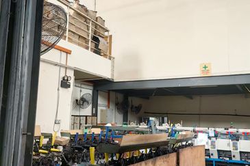 Corner Detached Factory For Sale, Taman Industri Alam Jaya, Puncak Alam