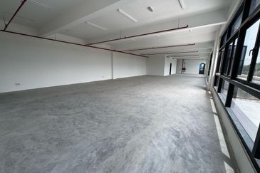 Central Gate Eco Business Park V, Puncak Alam, Corner 3-Sty Semi-D Factory 1.072 acres For Sale