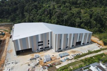 2 Acre Brand New 3-Sty Factory For Rent, Taman Perindustrial Alam Awana, Shah Alam U10
