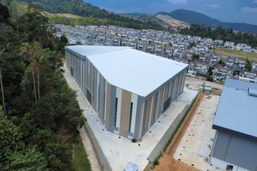 2 Acre Brand New 3-Sty Factory For Rent, Taman Perindustrial Alam Awana, Shah Alam U10