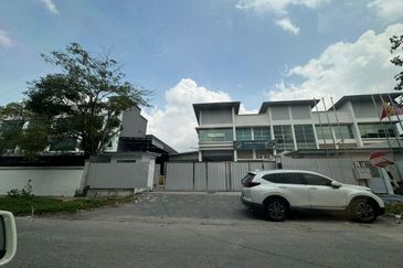 Alam Jaya Industrial Park, Semi-D Factory For Sale