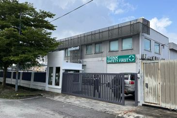 Freehold 2sty Detached Factory For Sale, Meru Klang 