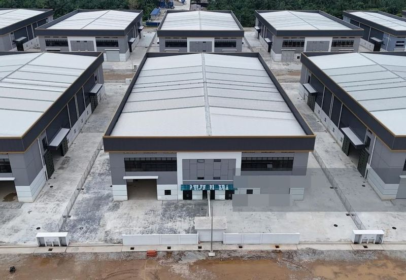 Jenjarom Cluster Semi-D For Rent