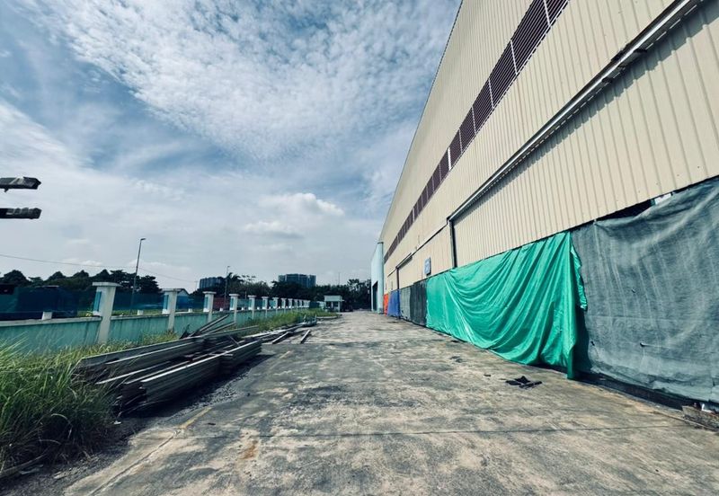1.8 Acre Freehold Detached Factory For Sale, Bukit Kemuning, Klang