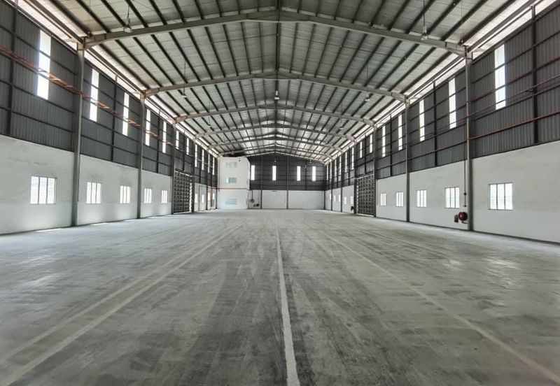 Main Road Frontage Kampung Baru Subang Warehouse for Rent