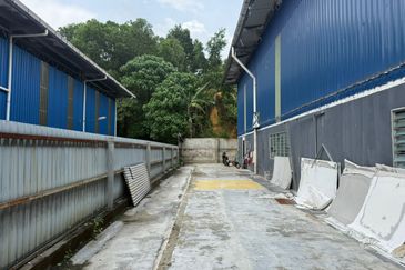  Kampung Baru Subang U9, 1.5 Sty Detached Factory for Sale