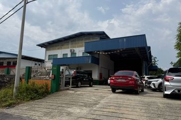 Kampung Baru Subang U9, 1.5 Sty Detached Factory for Sale